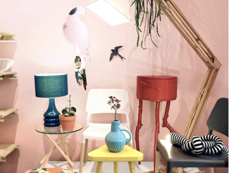 Store without a home Store without a home