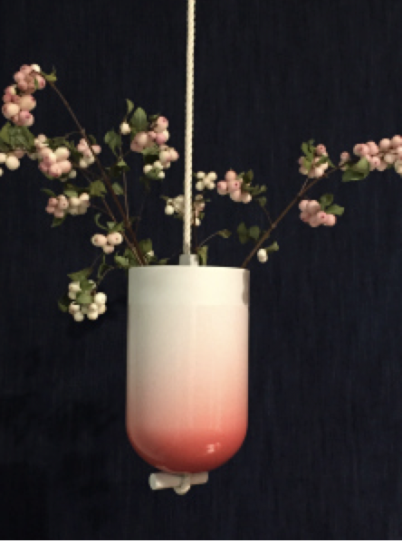 Les vases volent avec Lotte Douwes Les vases volent avec Lotte Douwes
